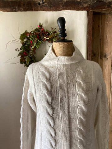 Cable Knit Cashmere Jumper